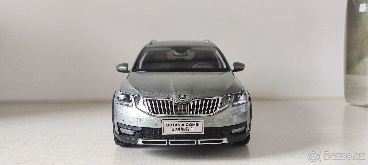 Škoda Octavia Scout III 1:18 - 5