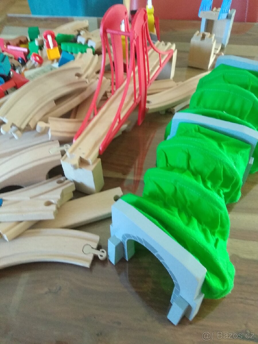 Dřevěná vláčkodráha elektrické mašinky 2x - 5