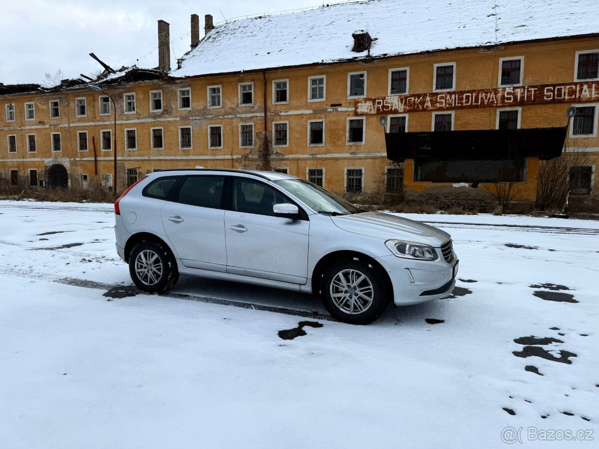 VOLVO XC60 - 5