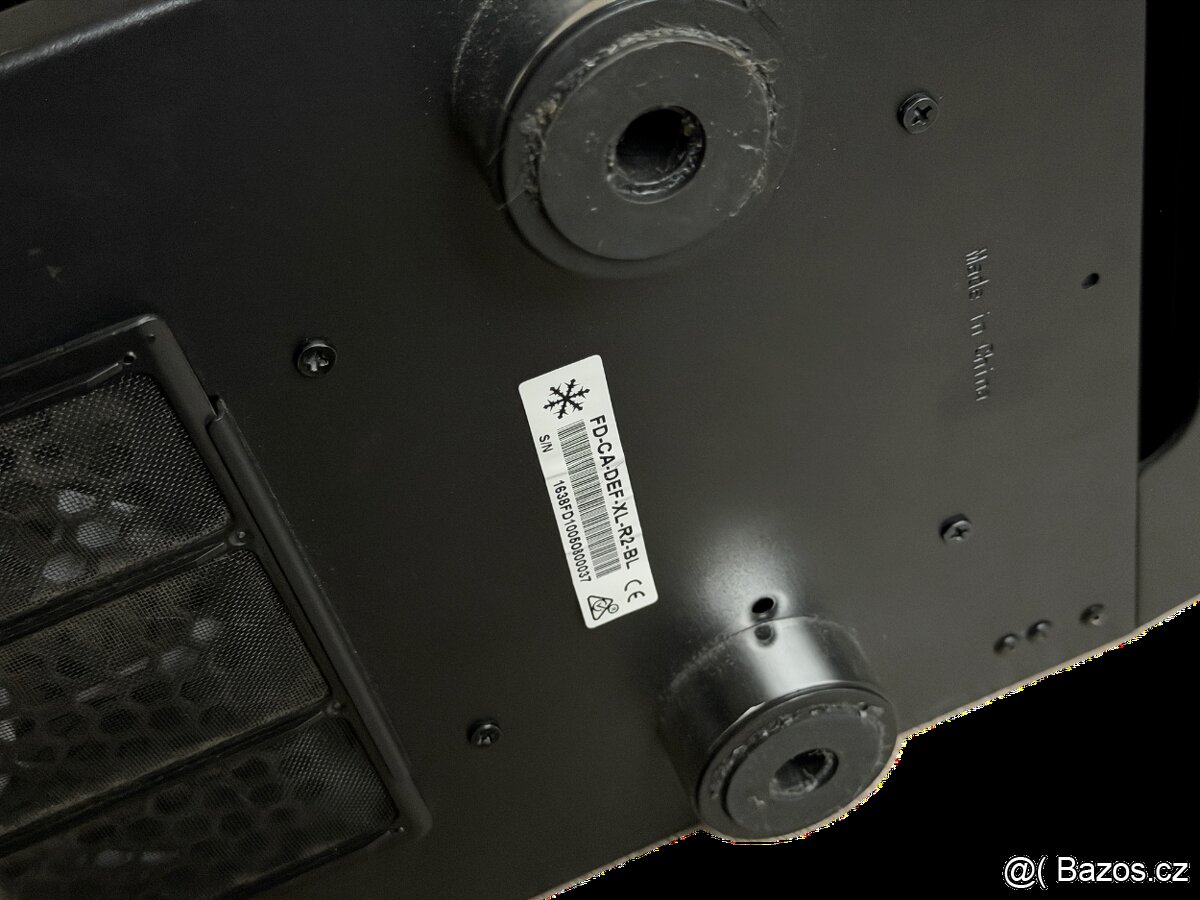 PC skříň Fractal Design Define XL R2 Black - černá - 5