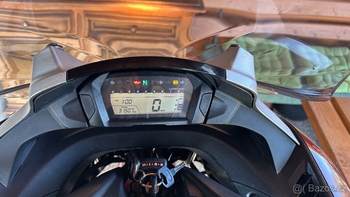 HONDA Integra NC 700D - 5