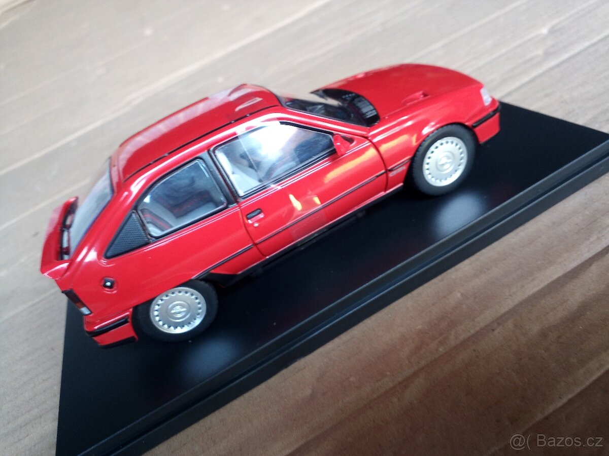 Opel Kadett GSi 1/24 White box - 5