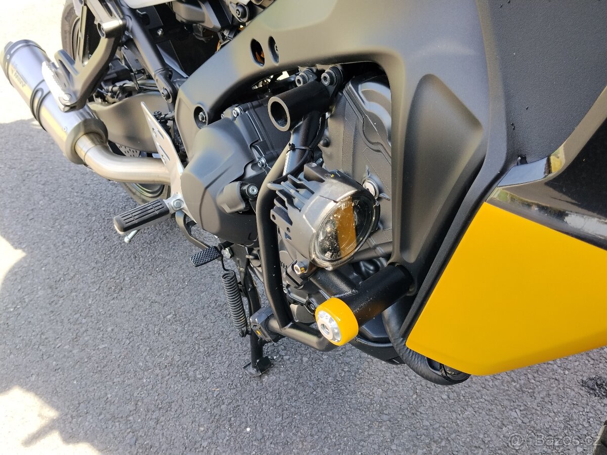Yamaha Tracer 9 - 5