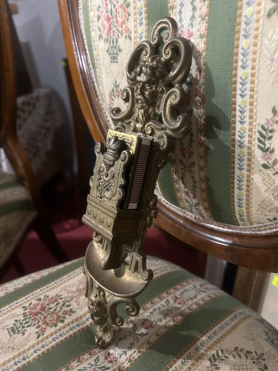 Mosazný nástěnný zápalkovník s obalem na zápalky - 5