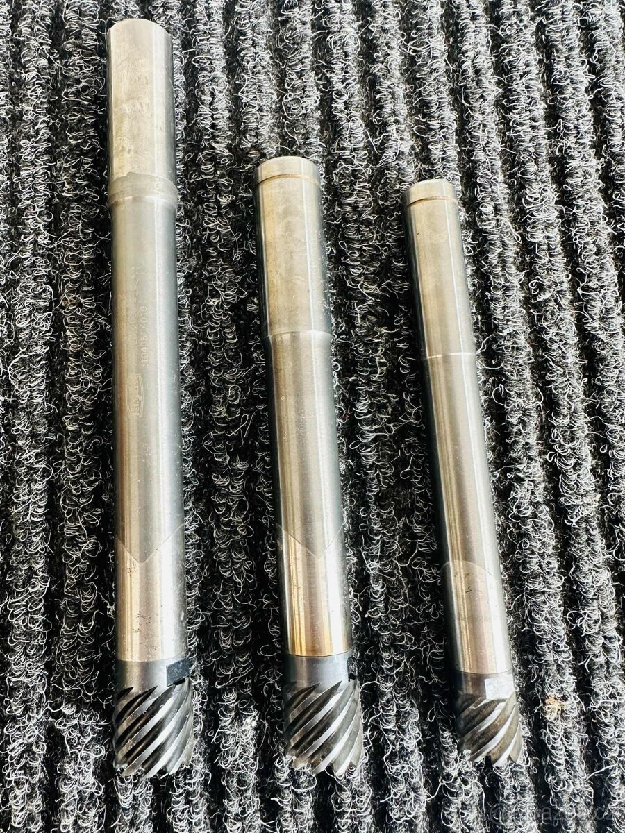 Šroubovací frézy ⌀ 16 a ⌀ 20 ( použité ) - 5