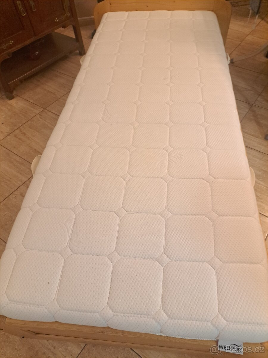 Postel z masivu. - 5