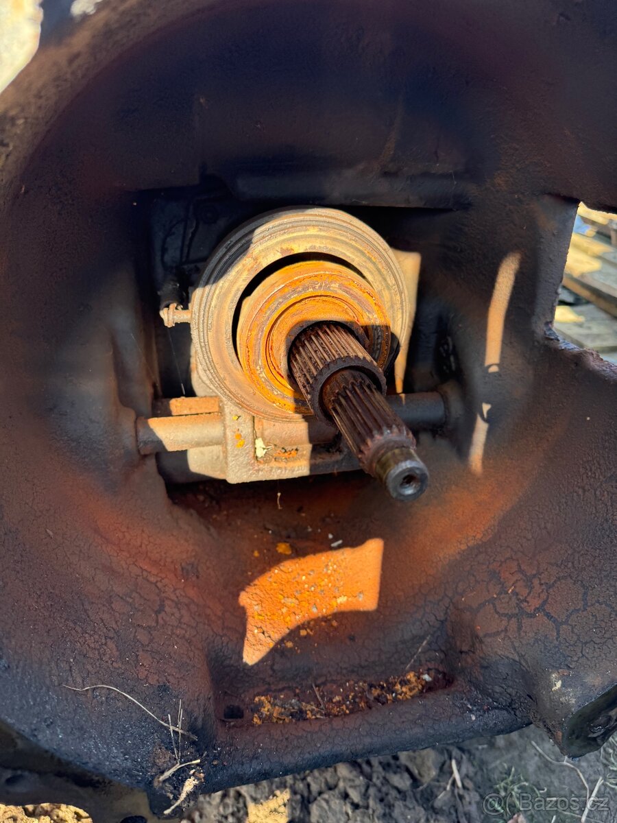 Podvozek Zetor 6320 - 5