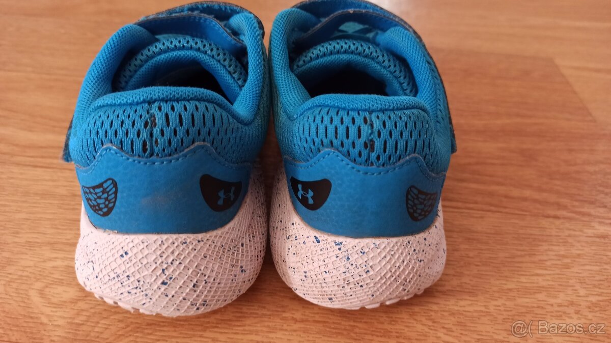 Tenisky Under Armour vel.34 - 5