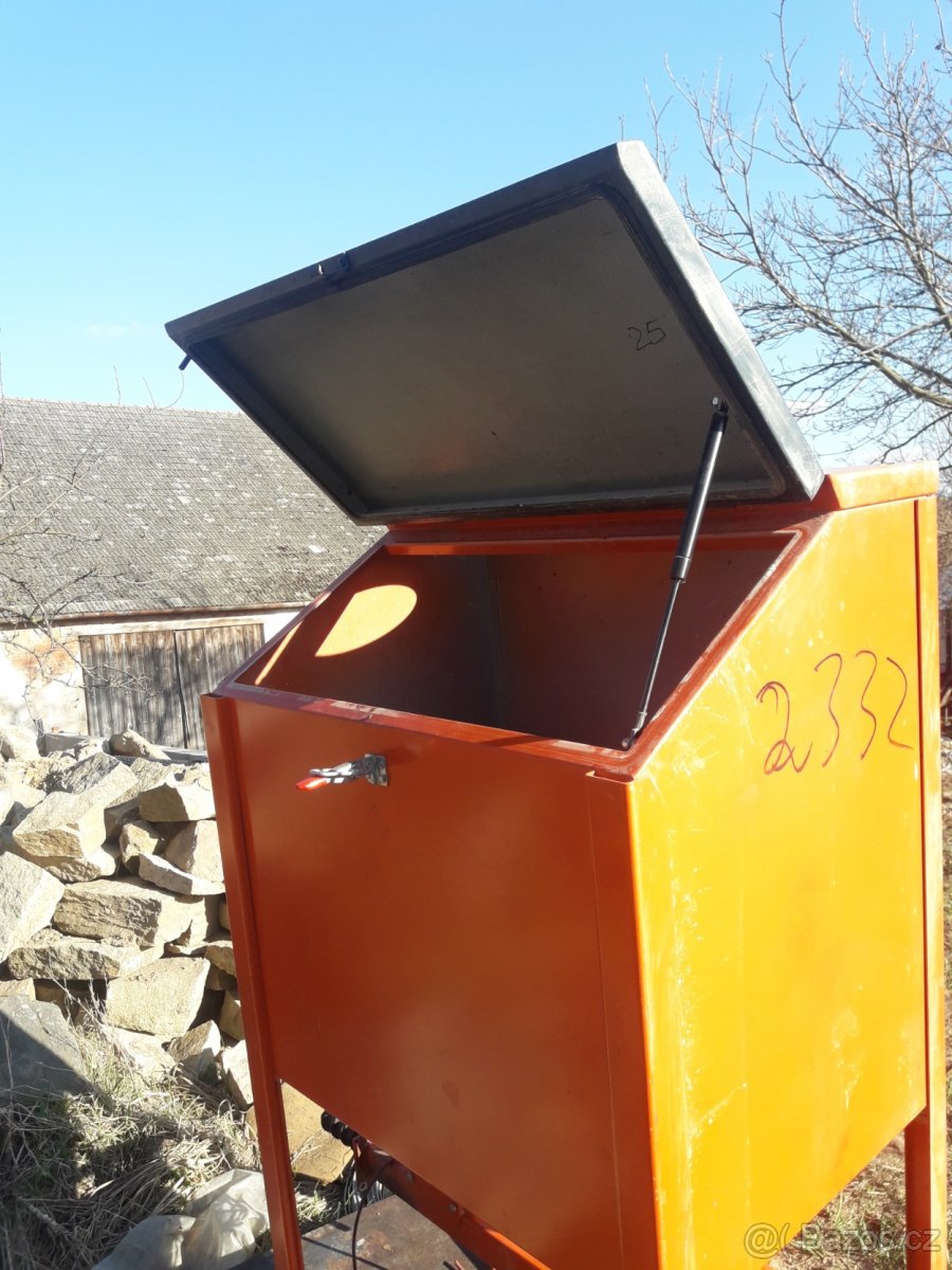 Podavač, krmitko, - 5