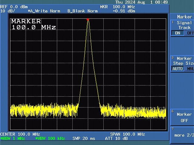 TTi TGR 1040 signální generátor 10 MHz – 1.000 MHz - 5