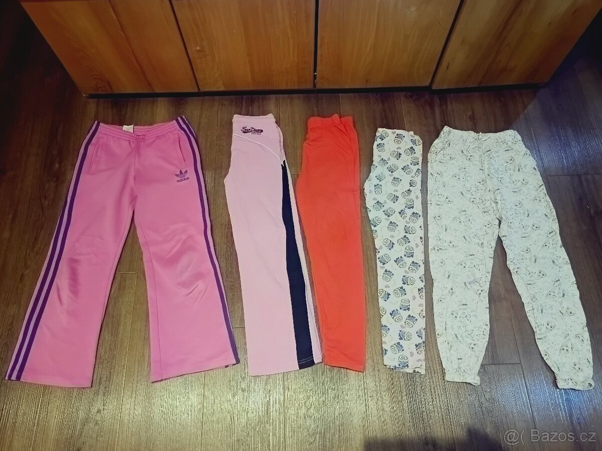 Set dívčího oblečení vel 134-140 - 5