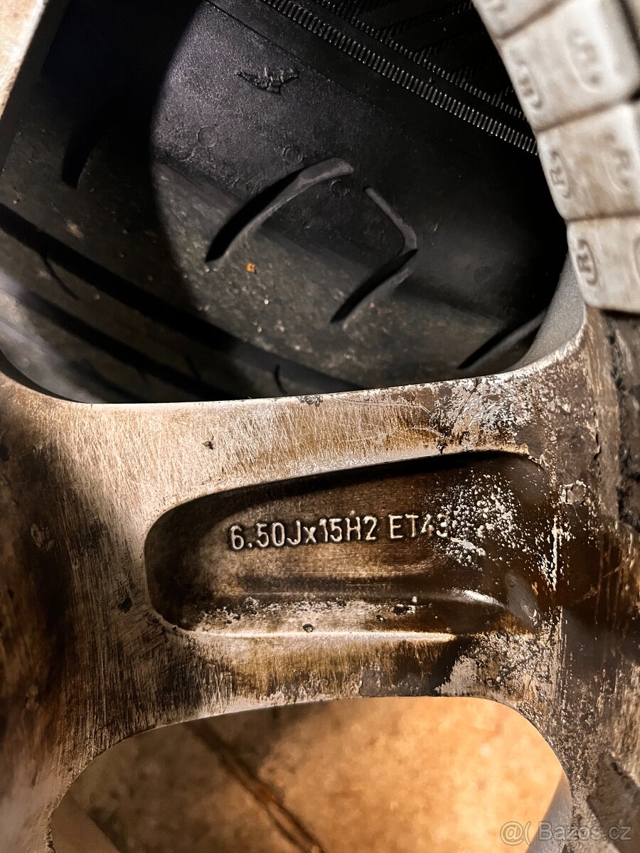 Alu Škoda R15 s pneu - 5