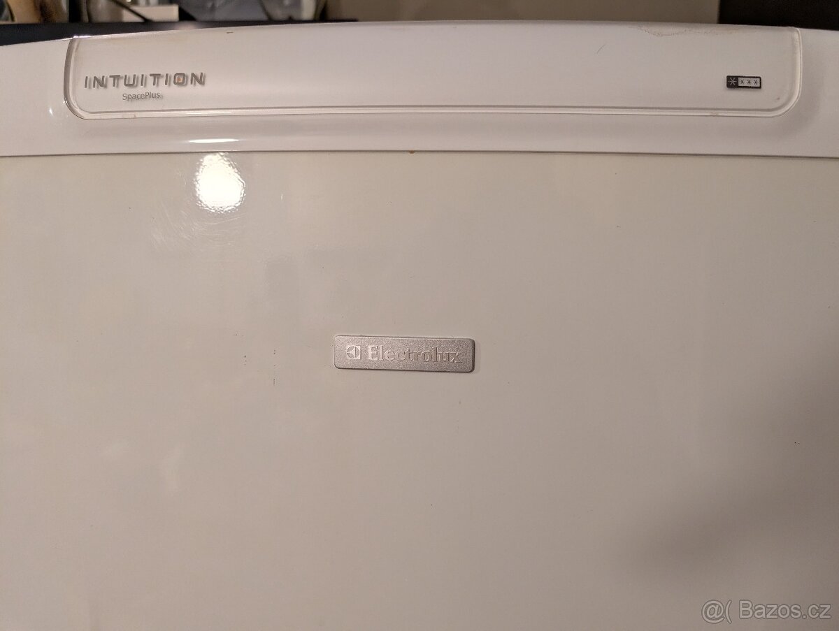 Lednice s mrazákem Electrolux výška 175cm, objem 336l - 5