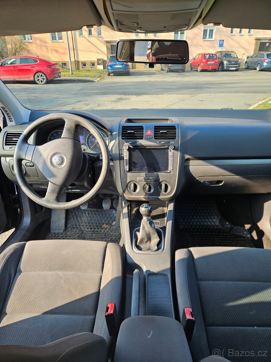 VW Golf 1.6 75kw - 5
