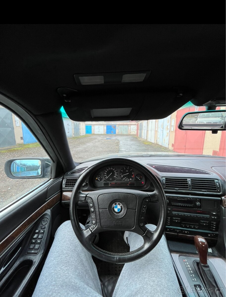 BMW E38 750i v12 - 5