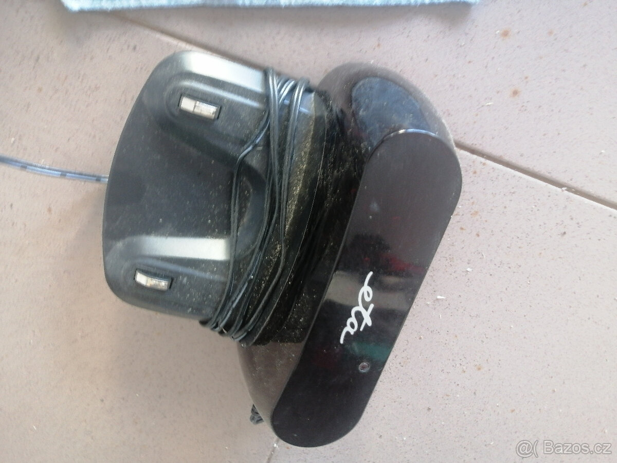 Robotický vysavač ETA - 5