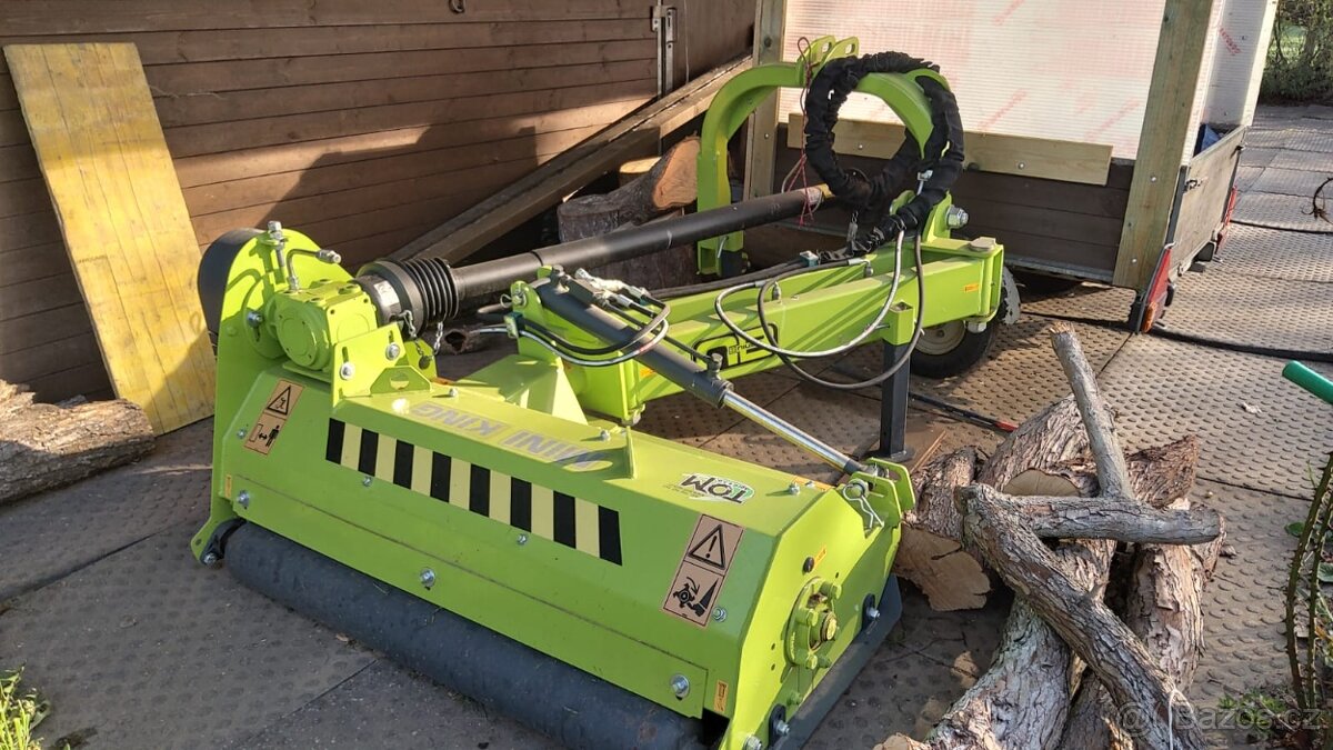 Prodám kvalitní kladívkový mulčovač NIUBO 130. - 5
