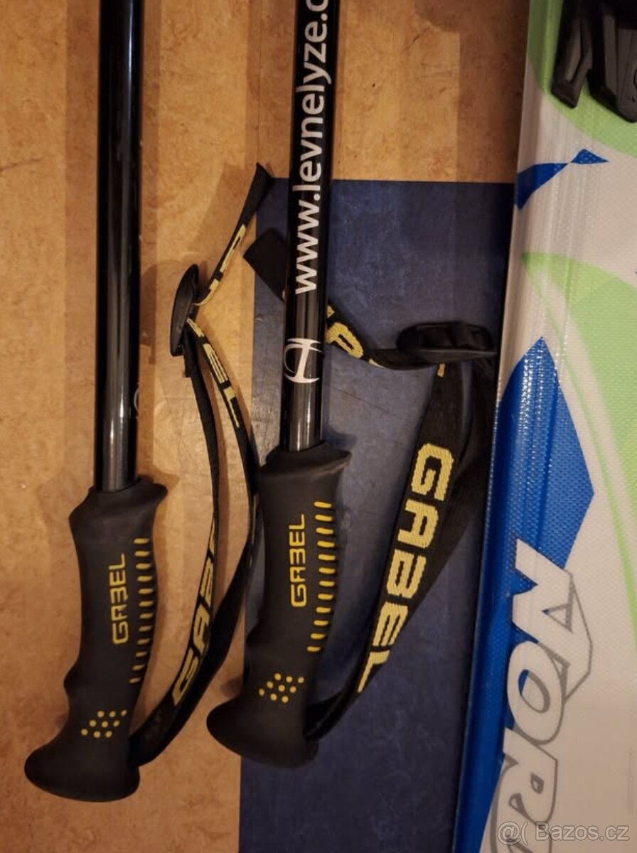 Kompletní lyžařský set (Lyže, boty, hůlky, helma, brýle) - 5