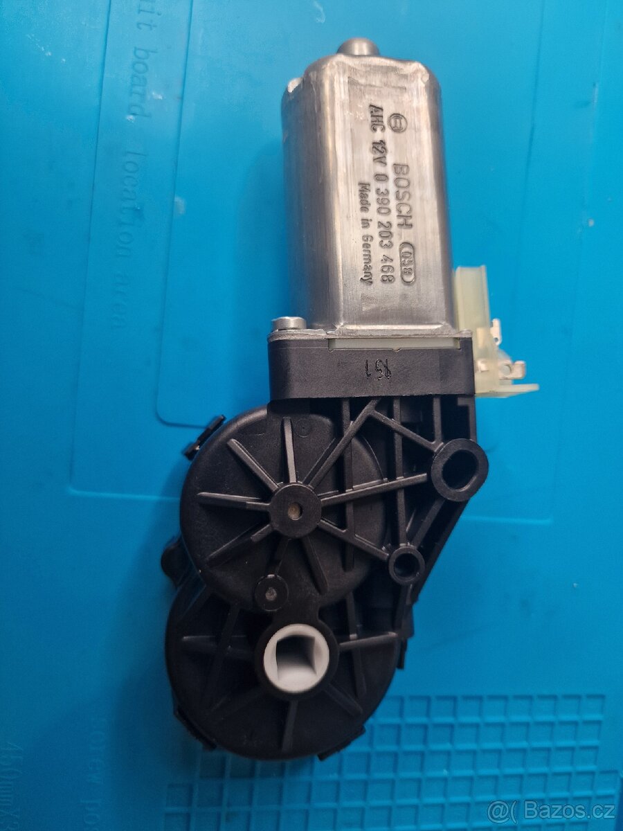 Originální motor stahování oken VW Tiguan Kodiaq - 5QF959762 - 5