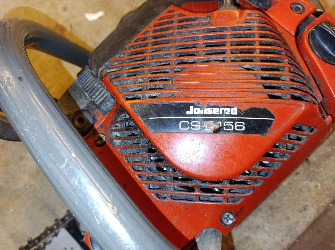 Prodám motorovou pilu Jonsered CS 2159 - 5