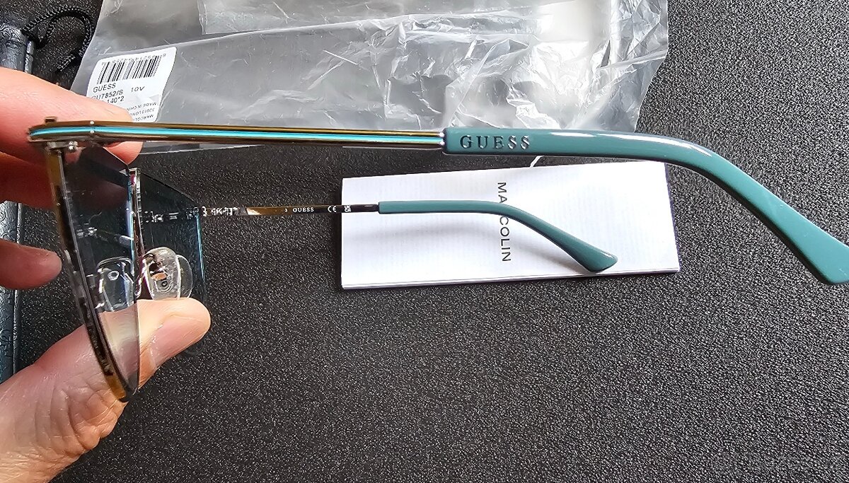 Nové sluneční brýle Guess GU7852 - 5