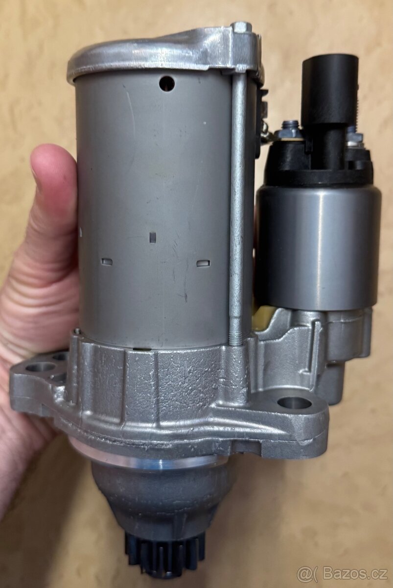 Prodám nový VW-Škoda startér 02M911024R Bosch - 5