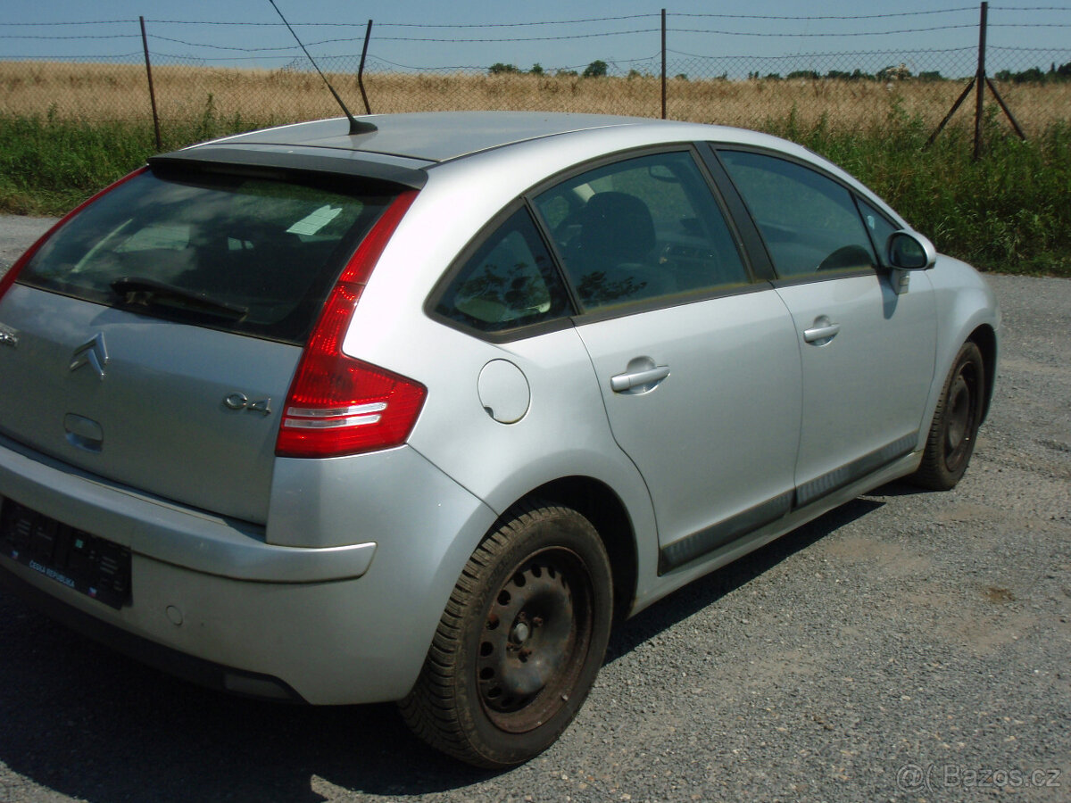 CITROEN C4 HATCHBACK 1.4i 16V KFU 65kW 2007 - 5
