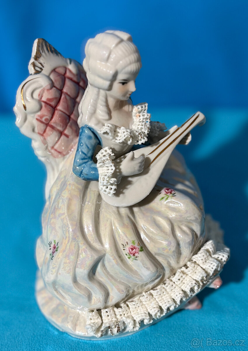 Soška dámy ve stylu rokoka - 5