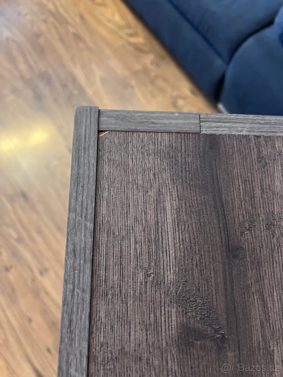 Konferenční stolek - 5