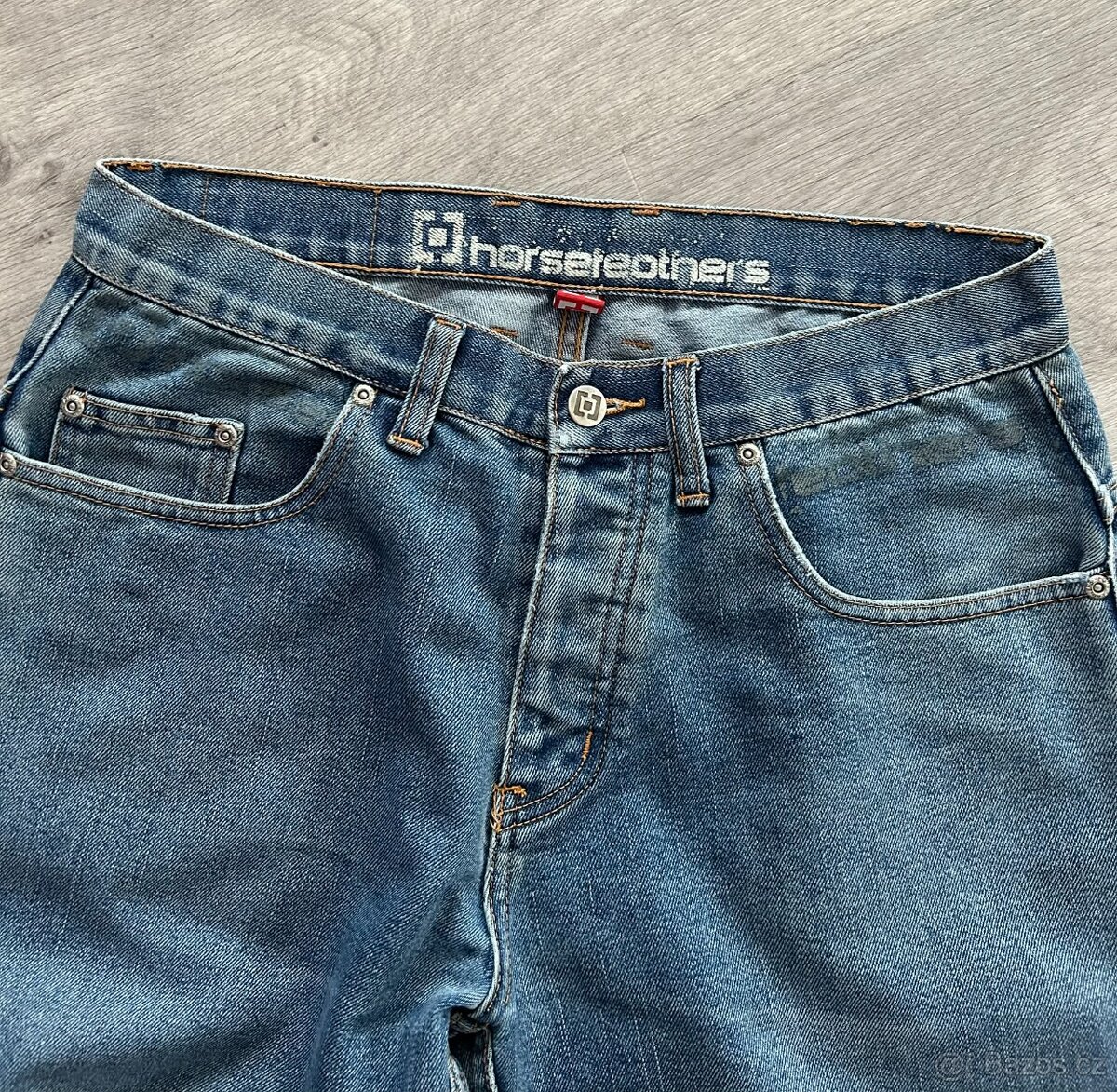 Prodám rifle Horsefeathers vel.M - 5