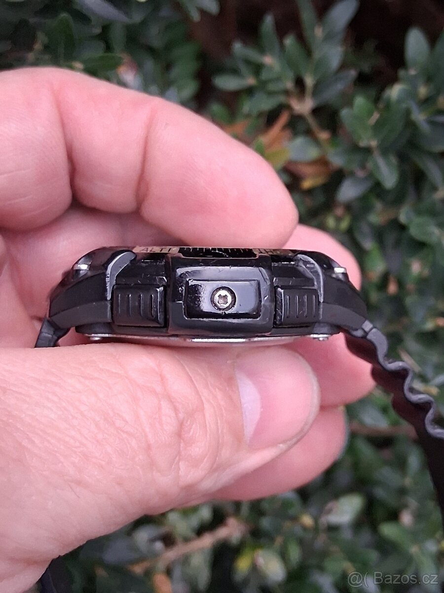 CASIO ILLUMINATOR SGW-400H - 5