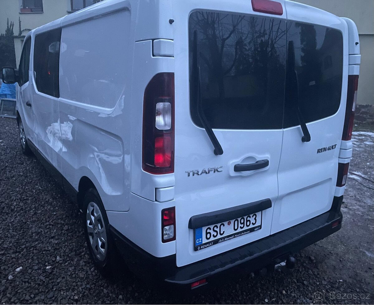 Renault Trafic 2.0 Blue Dci 150 - 5