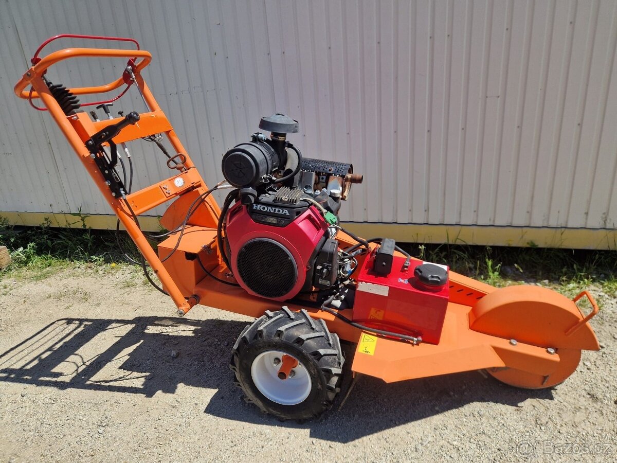 Fréza na pařezy - 5