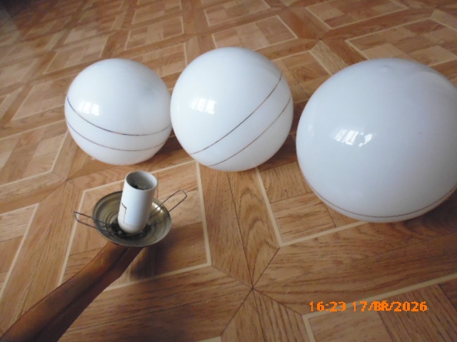 Lustr tříramenný dřevěný - 5