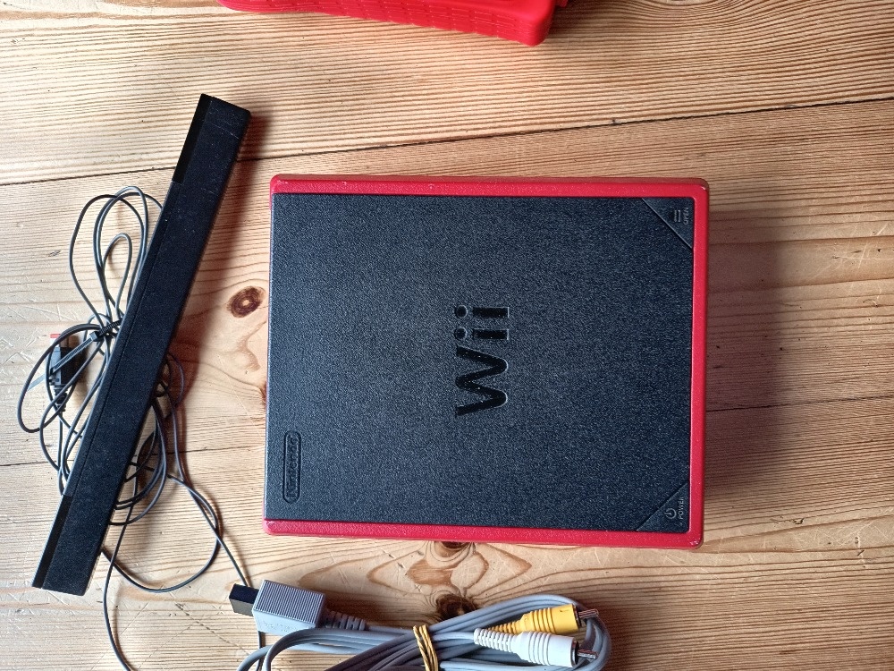 Prodám Nintendo Wii - 5