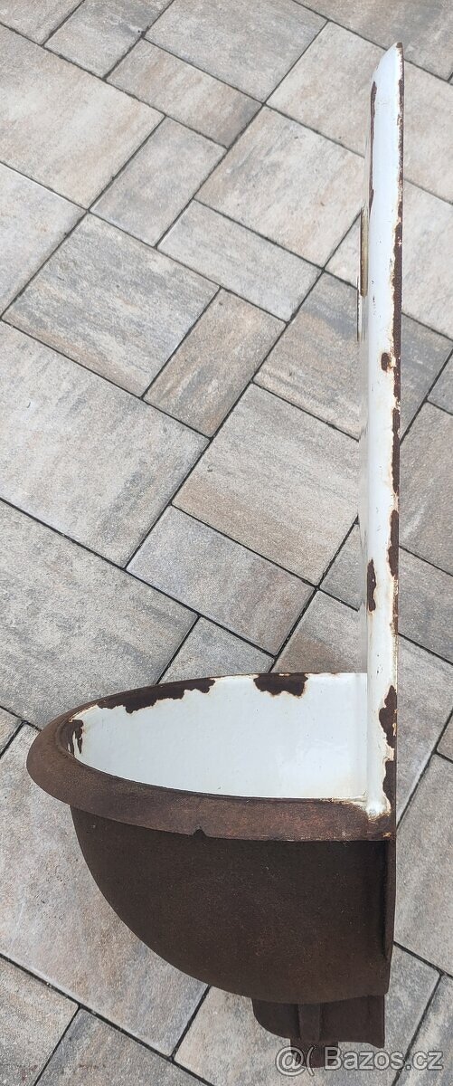 Starožitná výlevka litinová - 2 kohouty - 5