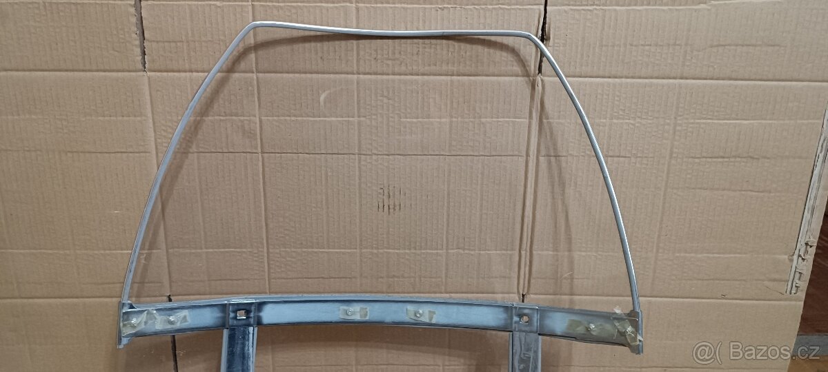 CUPPINI plexisklo - větrný štítek 01 - 5