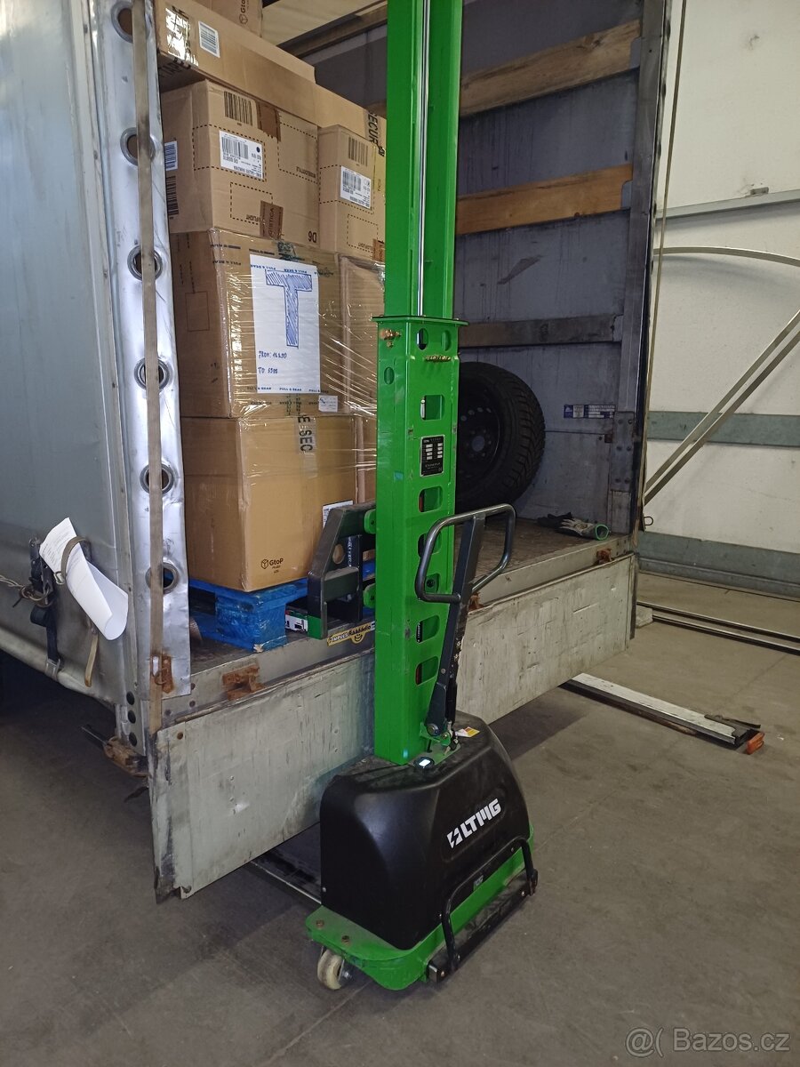 Samonakládací vysokozdvižný paletový vozík - 5