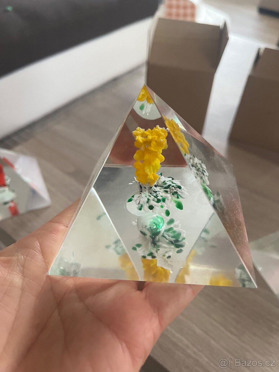 Skleněné dekorativní pyramidy - 5