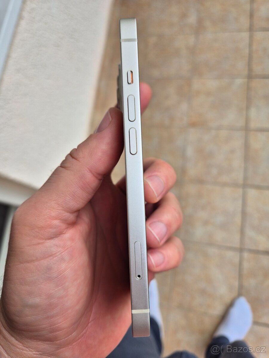 Iphone 14 bílý 128Gb TOP stav - 82% baterka - 5