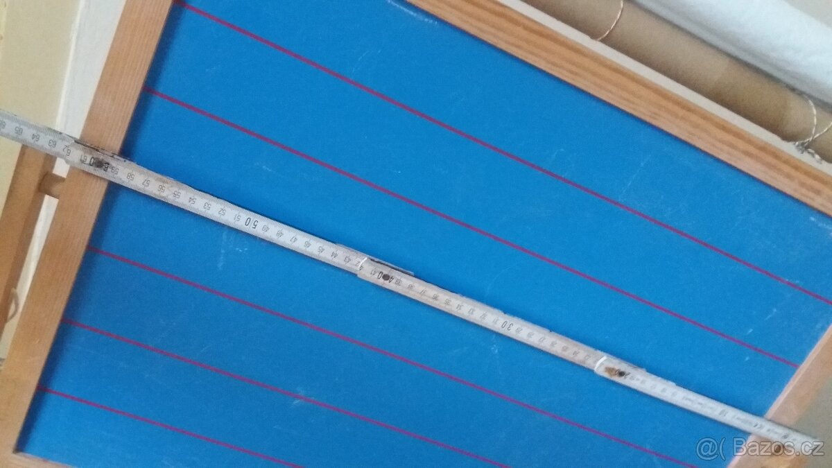 Dětská oboustranná tabule s poličkou a hodinami - 5