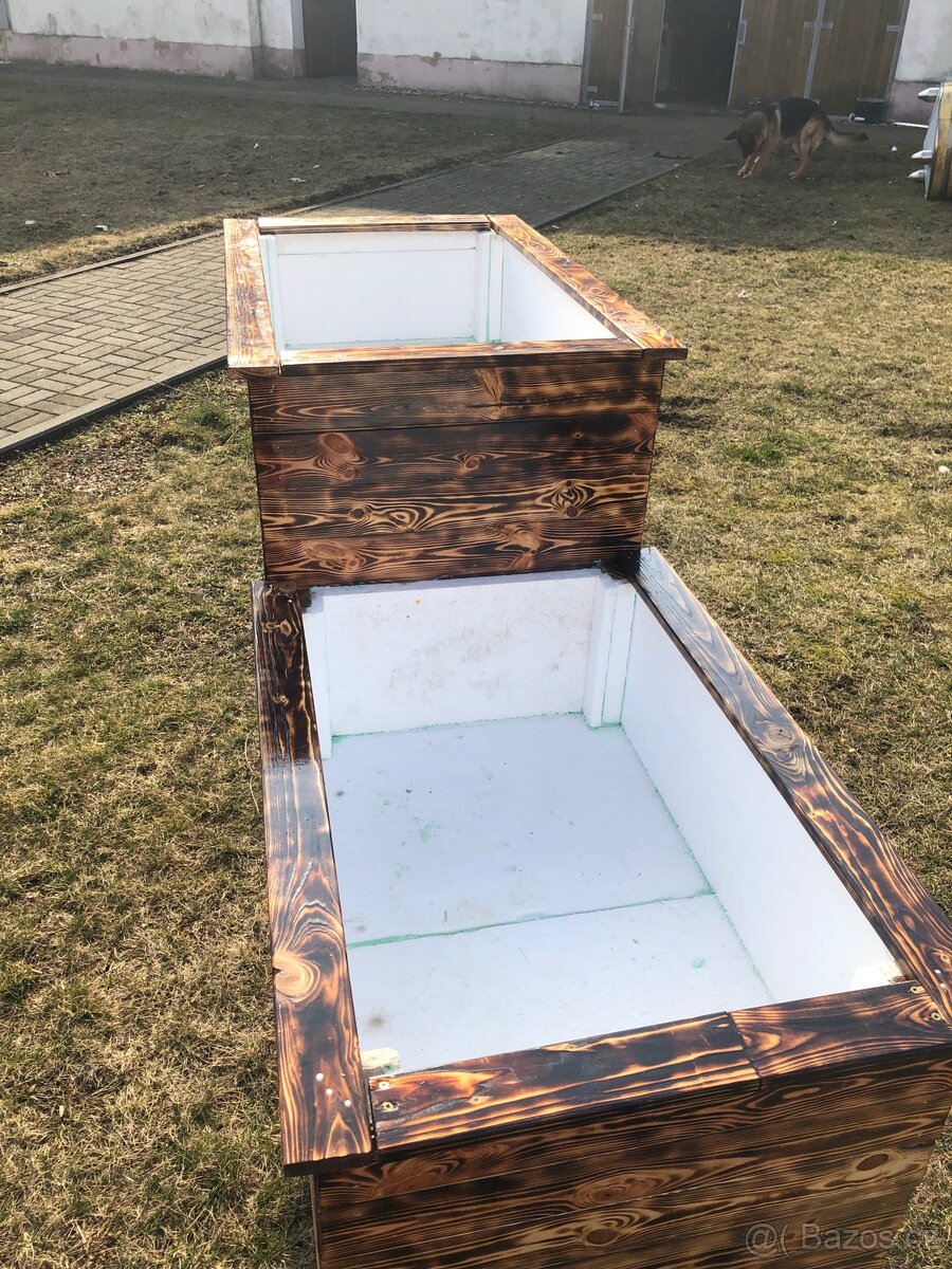 Vyvýšený květináč - 5