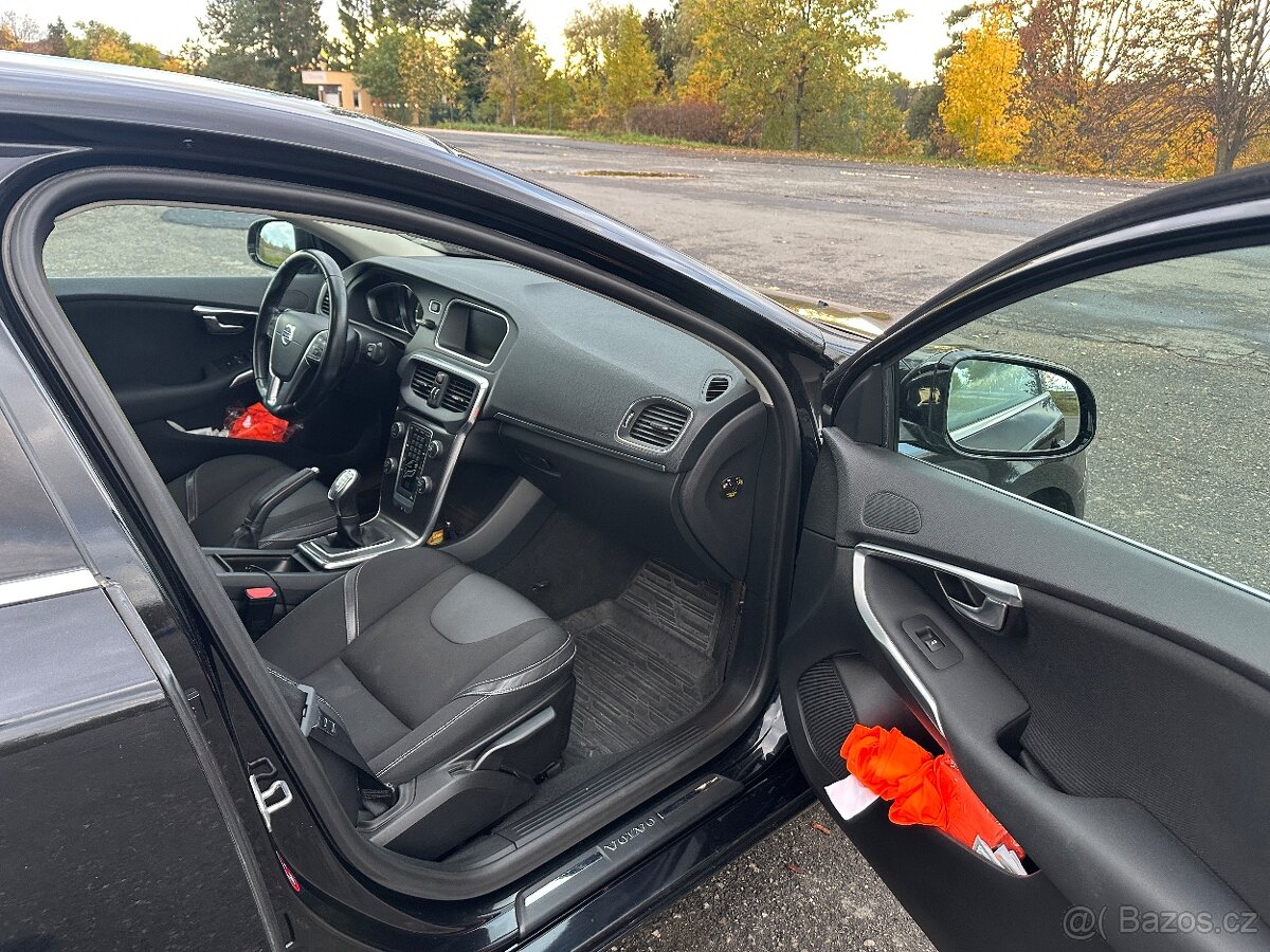 Volvo V40 D2 - 5