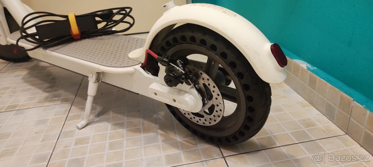 Koloběžka Xiaomi electric Scooter 2 až 600W - 5