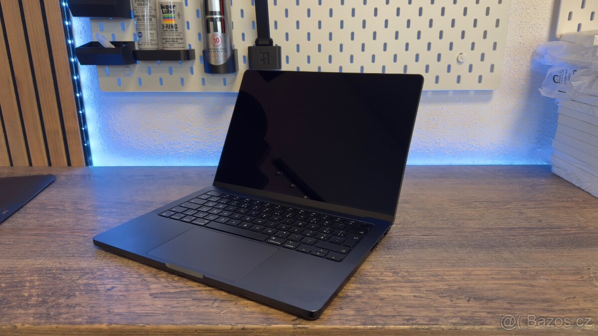 Apple Macbook pro 14 M3 pro 18Gb 512Gb - 5