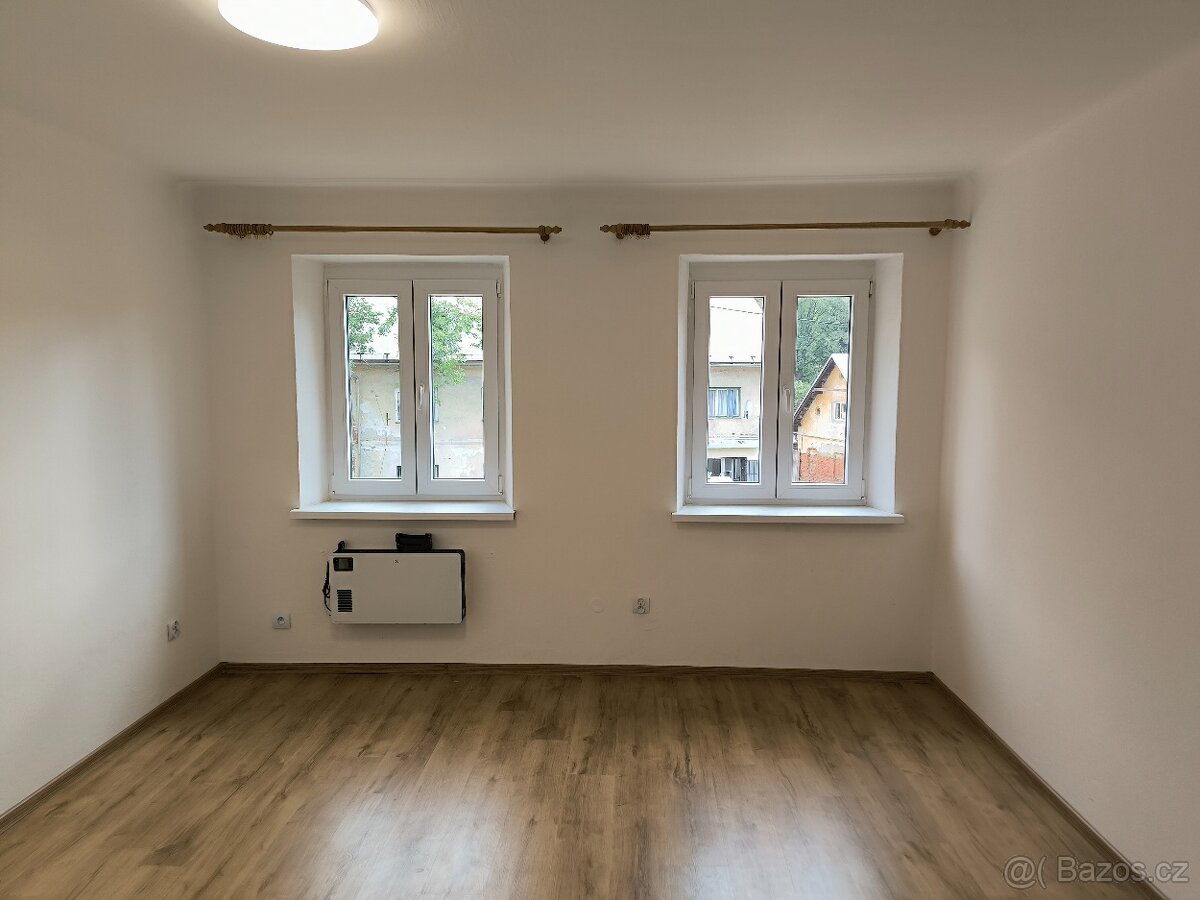 Pronájem bytu 3+kk, 76 m², Nové Heřminovy - Kunov - 5