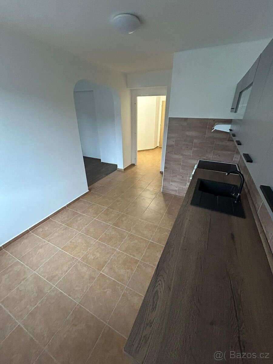 Pronájem bytu 1+1 Chodská Lhota - 5