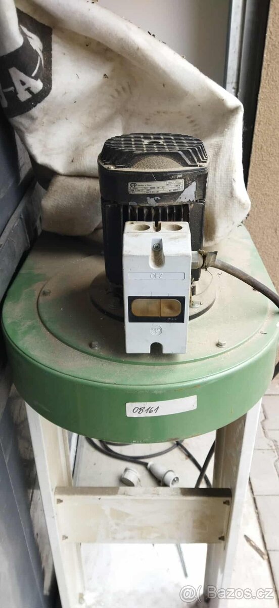 Odsávačka pilin Urban U-2000 , r.v. 1997 - 5