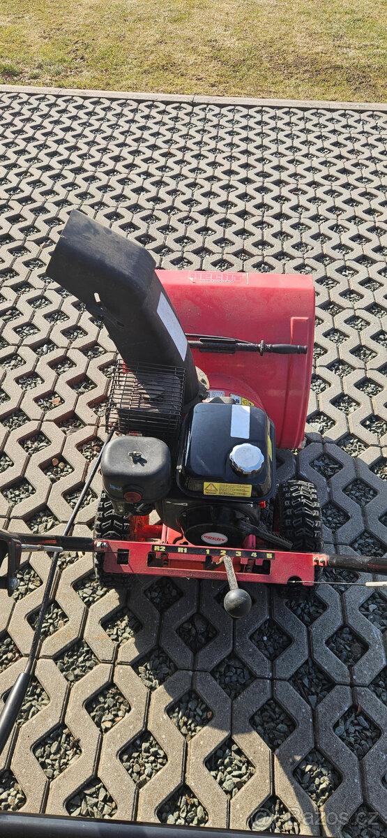 Sněhová fréza HECHT 9551 - 5