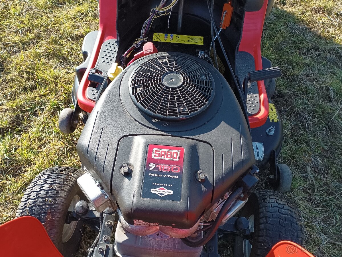 Zahradní traktor John Deeer - Sabo 107H - 5